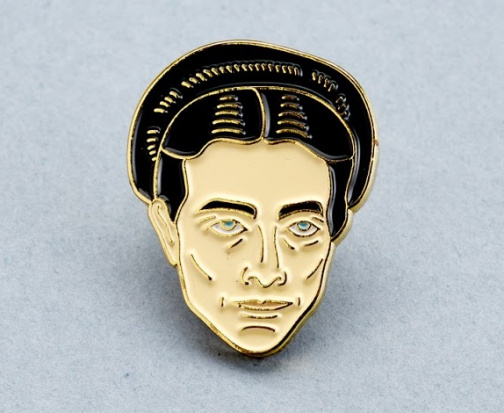 Значок эмалированный, Симона де Бовуар Значок эмалированный, Симона де Бовуар