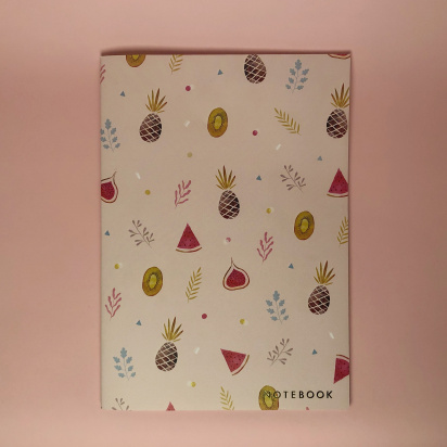 Тетрадь А4 "Pineapple" клетка, 30 л. бумага слоновая кость 90 м/г2, сшивка, золотое тиснение