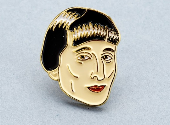 Значок эмалированный, Анна Ахматова sela25