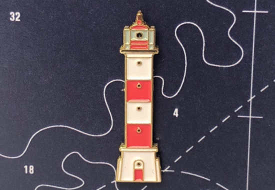 Значок эмалированный Маяк Стирсудден