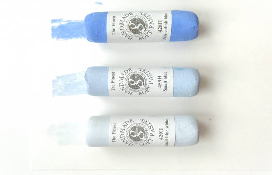 Пастель сухая мягкая круглая ручной работы №429, смальта сине-белая