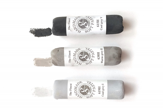Пастель сухая мягкая круглая ручной работы №638, теплый серый II