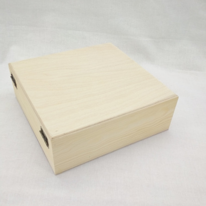 Заготовка для декорирования шкатулка 18х18х6см