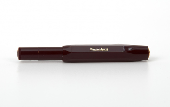Ручка перьевая CLASSIC Sport F 0.7мм бордовый корпус