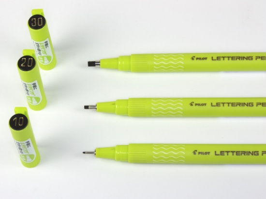 Ручка капиллярная "Lettering Pen" 2мм 