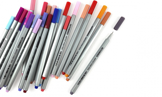 Набор капиллярных ручек Sketchmarker Artist fine pen Basic 3 24цв