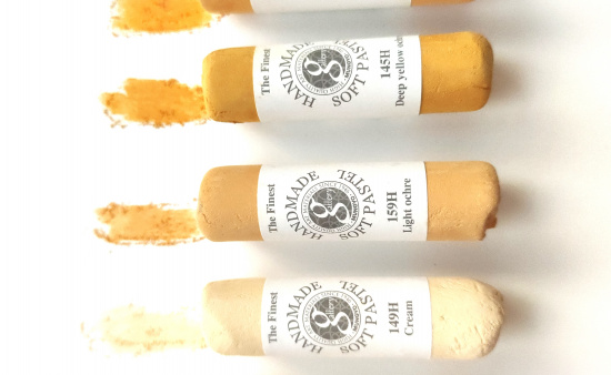 Пастель сухая мягкая круглая ручной работы №159, светлая охра