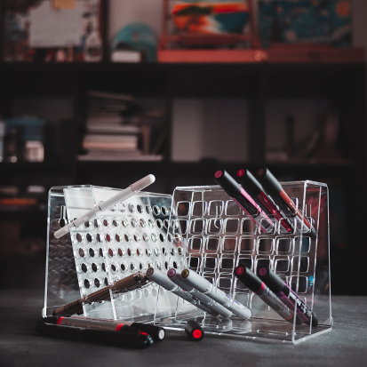 Подставка "Bubbles" для капиллярных ручек и карандашей на 54 ячейки Подставка "Bubbles" для капиллярных ручек и карандашей на 54 ячейки