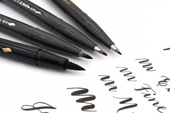 Ручка - кисть Brush Sign Pen, Fine черная 0,3мм